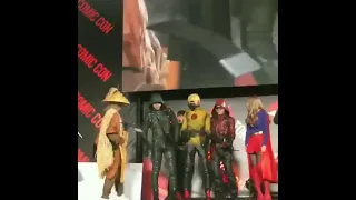 Ezra Miller vs Reverse-Flash - Tokyo Comic Con