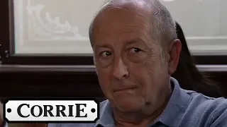 Geoff Seethes with Rage When Johnny Flirts with Yasmeen | Coronation Street