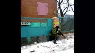 Уличный бой в Дебальцево 18+ Видео боевиков