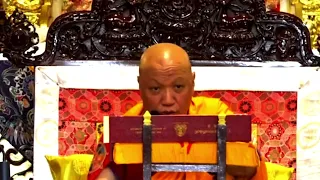 His Eminence Sangye Nyenpa Rinpoche is teaching how to respect to disciples ||