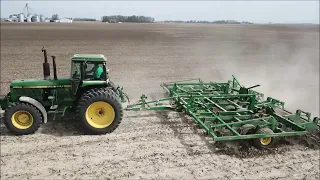 TIM ROSENBERGER FARMS BATH, IN WORKING GROUND APRIL 20TH, 2023 JOHN DEERE 2210 FIELD CULTIVATOR 4850