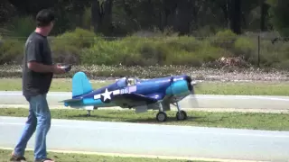 Big RC Corsair flight & crash