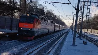 Электровоз ЧС7-268 с пассажирским поездом №376Я Москва Ярославская-Воркута