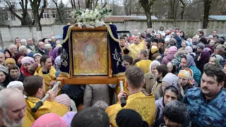 Торжественные проводы чудотворной иконы Божией Матери «Умиление»