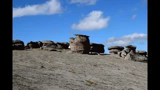 Северное Приэльбрусье. Поляна Эммануэля. Немецкий аэродром.  Каменные грибы. Эльбрус