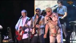 Beach Boys 409 Shut down and I Get Around Live Japan 2012