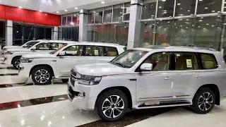 2021 Land Cruiser Grand Touring different colors V8