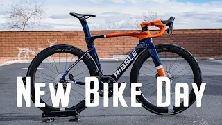 Ep.36 [ENG] - January 1, Unboxing New Bike Day