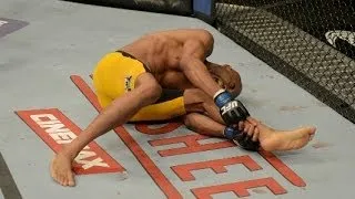 Anderson Silva quebra a perna e Chris Weidman defende cinturão no UFC 168