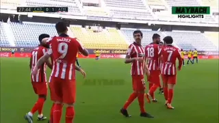 Messi and Suarez made a sensational free kick goal at the same day😍