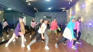 Kuduro Booty Shake | FitDance by Uchie