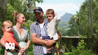 This family left the city life to live in an off-grid cabin 🌳🚗💨 | ABC Australia