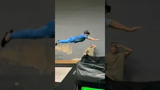 FrontFlip Tutorial 🔥 Easy Trampoline versión ☝️😉 Alex Destreza