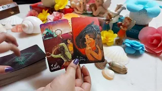 How will your future spouse act in public with you,how people see you as couple?Tarot pick a card 🔮💌