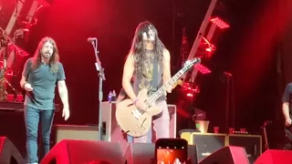 Foo Fighters with KISS GUY Austin, Texas 04/19/18!