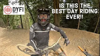 IS THIS THE BEST DAY RIDING EVER!!/DYFI BIKE PARK IS TOO GOOD WITH CREW