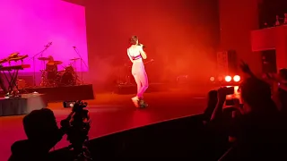 Dua Lipa - Scared To Be Lonely (Live in Singapore: 2018/5/4)