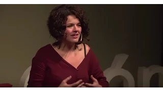 Poesía y Género | Sofia Castañón | TEDxGijon