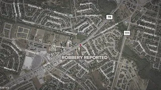 Police searching for suspects who robbed armored truck in Converse