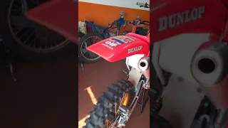 Honda cr 500 sound.