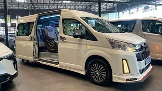 NEW TOYOTA HIACE VIP 10seats 2023 (White) #carreview