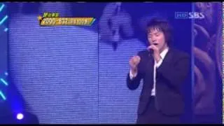 Lee JunHo singing in Superstar Survival 10