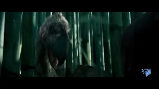 10000 BC кино  / Сцена атаки гигантской птицы