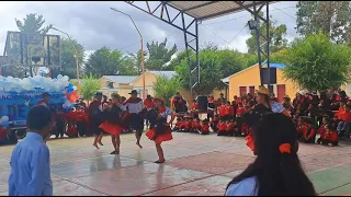 Danza Tarijeños por estudiantes de Secundaria por el dia del Padre