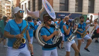 La Bomba Show - Pasacalle por Teruel | #Vaquillas2023