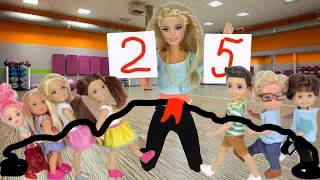 На Уроке Физкультуры. Мальчики против Девочек! Мультик #Барби Про Школу Школа Играем в Куклы