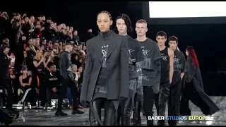 Givenchy’s Fall-Winter 2022 Collection at Paris Fashion Week