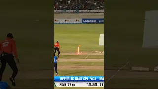 INCREDIBLE reactions for the run out! 🤯