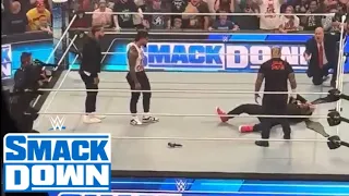 The Usos destroy Roman Reigns and Solo Sikoa - WWE Smackdown 6/16/23