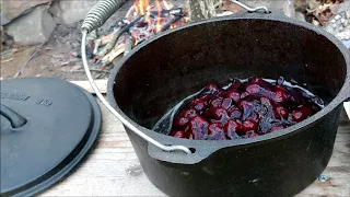 Bushcraft Open Fire Pit -  Dutch Oven Blackberry Cobbler