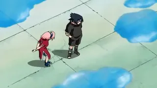 Sasuke le dice a Sakura que Naruto la salvo - latino españom