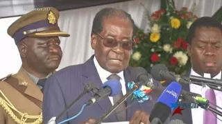 Mugabe renuncia a presidencia de Zimbabue tras 37 años en el poder