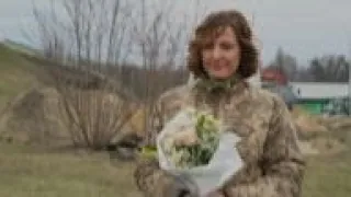 Ukraine defence members wed on first defence line
