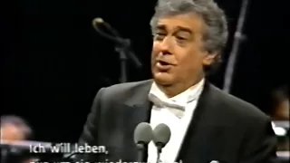 Placido Domingo sings Bella enamorada