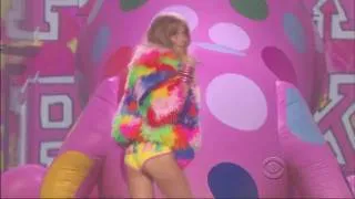 Victoria's Secret Fashion Show 2009 - Segment 3: PINK Planet