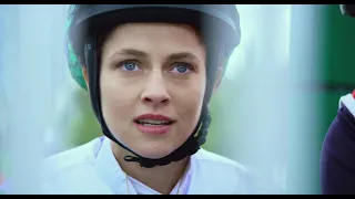 Какие планы после скачек? Праздновать. В погоне за ветром / Ride Like a Girl (2019)