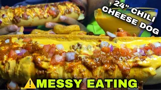 ⚠️EXTREMELY MESSY EATING SPICY CHEESE SAUCE🤤 GIANT 24” CHILI CHEESE DOGS & CRISPY ONION RINGS🌭