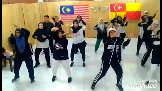 NO COMMENT -TUTY WIBOWO//ZUMBA FITNESS//CHOREO BY ZIN ZUE// SELANGOR//