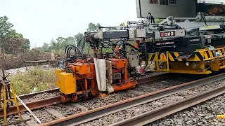 Chemetron rail welding machine for fast welding of rail panel in INDIAN RAILWAYS