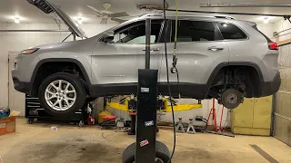 2014-2019 Jeep Cherokee rear shock replacement
