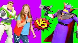 Assistant Saves Buzz Lightyear VS Emperor Zurg at the Pizza Planet