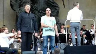 Rehearsal - Rolando Villazón & Thomas Hampson Concert Odeonsplatz Munich 6/07/2013