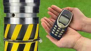 EXPERIMENT NOKIA 3310 VS HYDRAULIC PRESS