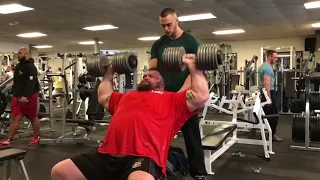 Eddie Hall (THE BEAST) 70kg Dumbbell Shoulder Press for 25 Reps