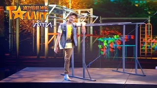 He amazes everyone with his incredible courage - Ukraine Got Talent 2017 | The First Semifinal