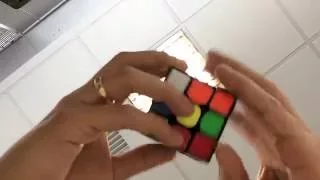 Cubo de Rubik en 1 segundo ( Rubik's Cube Magic Trick )